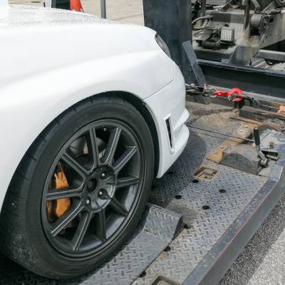 24 HOUR TOWING